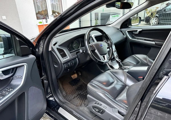 Volvo XC 60 cena 61000 przebieg: 313000, rok produkcji 2014 z Serock małe 137